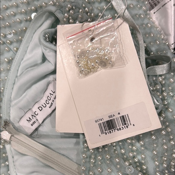 Mac Duggal Seafoam One Shoulder Pearl Embellished Asymmetric Dress - Size 4 - Picture 2 of 4